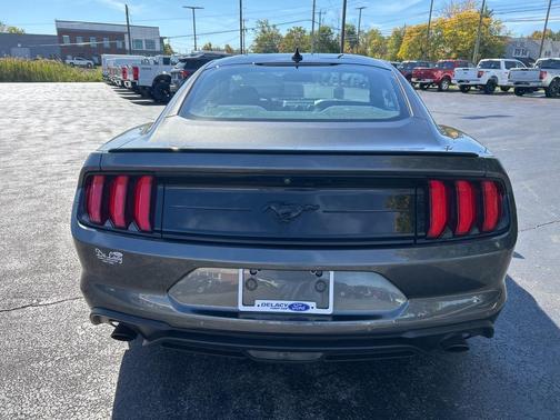 2020 Ford Mustang EcoBoost