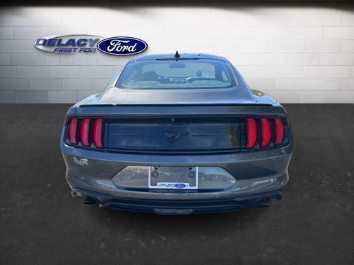 2020 Ford Mustang EcoBoost