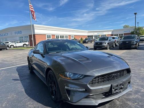 2020 Ford Mustang EcoBoost