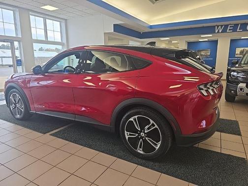 2021 Ford Mustang Mach-E Select