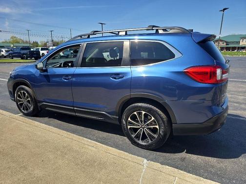 Abyss Blue Pearl 2019 Subaru Ascent Premium 7-Passenger