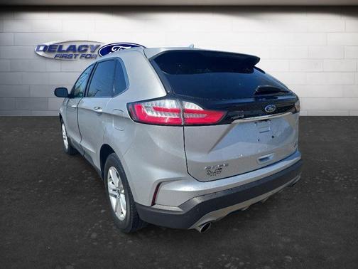 INGOT SILVER METALLIC 2019 Ford Edge SEL