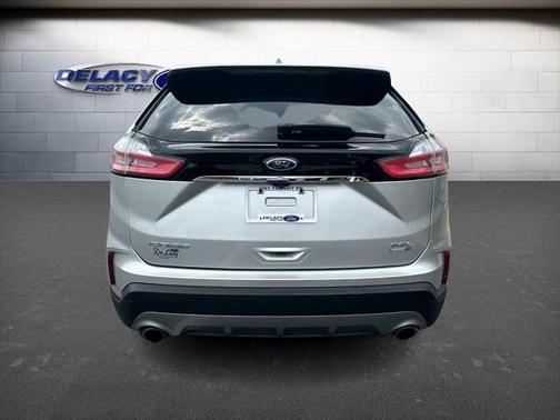 INGOT SILVER METALLIC 2019 Ford Edge SEL