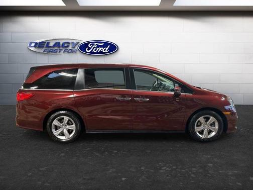 Deep Scarlet Pearl 2020 Honda Odyssey EX