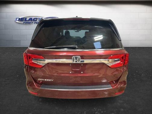 Deep Scarlet Pearl 2020 Honda Odyssey EX