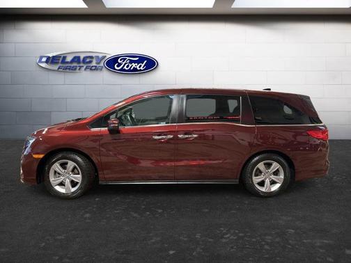 Deep Scarlet Pearl 2020 Honda Odyssey EX