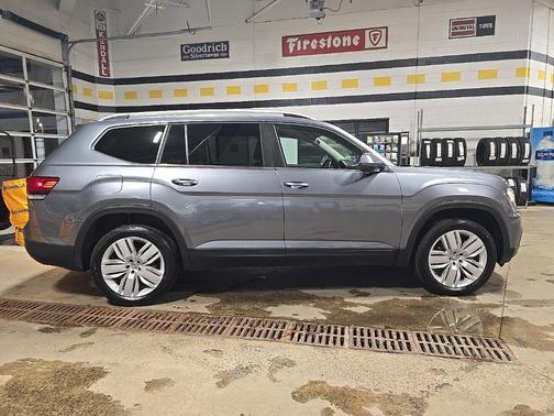 2019 Volkswagen Atlas 3.6L SE w/Technology