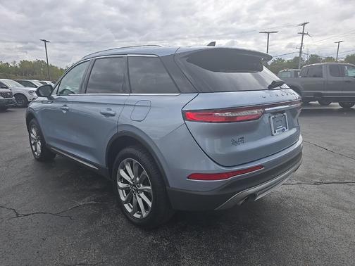2022 Lincoln Corsair Standard