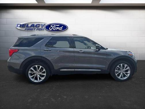2022 Ford Explorer Platinum