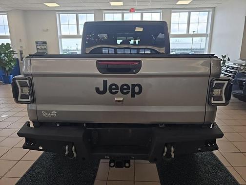 Billet Silver Metallic Clearcoat 2020 Jeep Gladiator Sport S