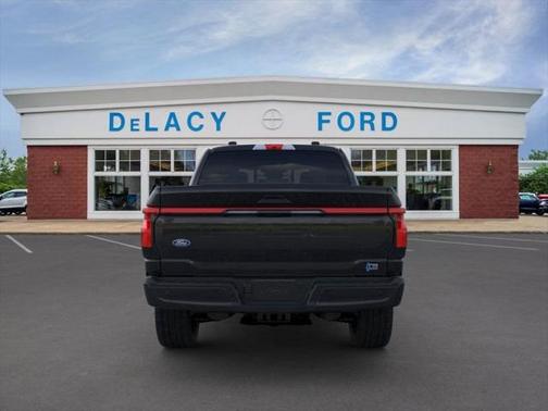 2025 Ford F-150 Lightning Platinum