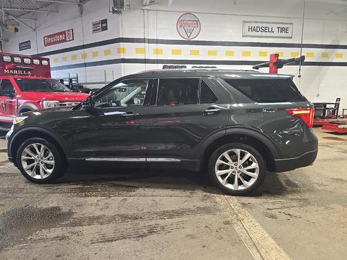 2022 Ford Explorer Platinum