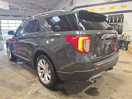 2022 Ford Explorer Platinum