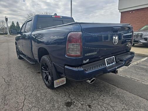 Patriot Blue Pearlcoat 2021 RAM 1500 Big Horn/Lone Star