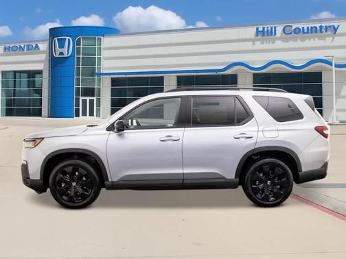 Solar Silver Metallic 2026 Honda Pilot Black Edition