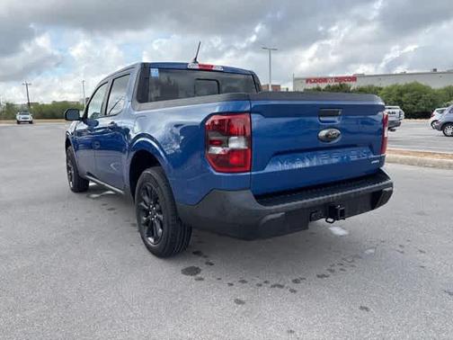 2023 Ford Maverick Lariat