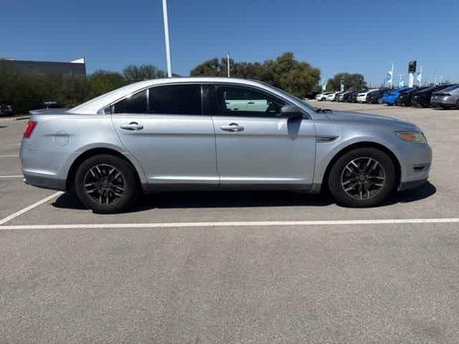 2010 Ford Taurus SHO
