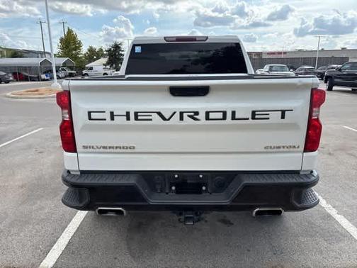 2023 Chevrolet Silverado 1500 Custom Trail Boss