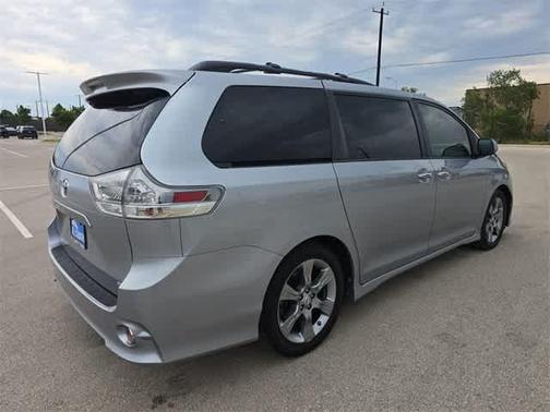 2013 Toyota Sienna SE