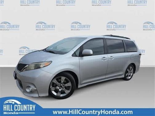 2013 Toyota Sienna SE