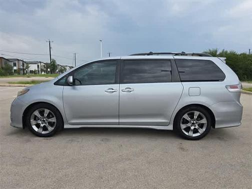 2013 Toyota Sienna SE