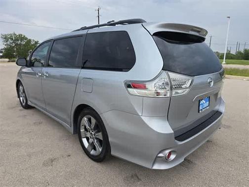 2013 Toyota Sienna SE