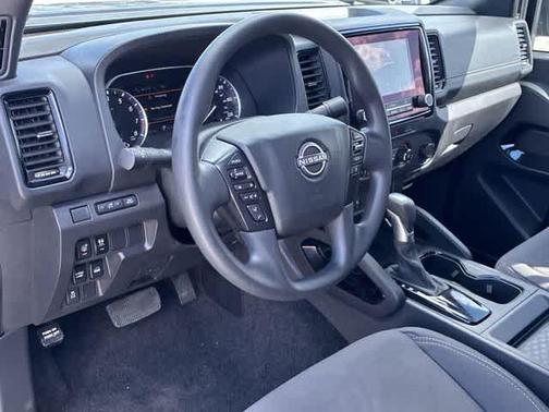 Black 2023 Nissan Frontier SV