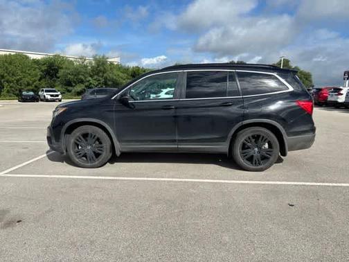 Crystal Black Pearl 2021 Honda Pilot Special Edition