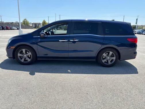 Obsidian Blue Pearl 2022 Honda Odyssey EX