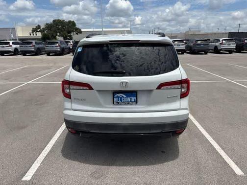 Platinum White Pearl 2021 Honda Pilot Special Edition