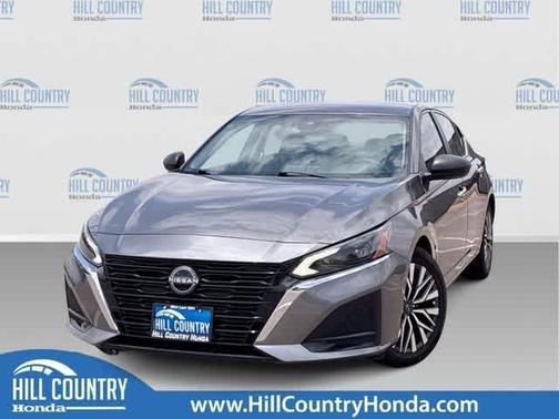 Gun Metallic 2024 Nissan Altima 2.5 SV