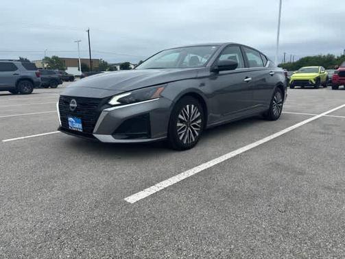 Gun Metallic 2024 Nissan Altima 2.5 SV