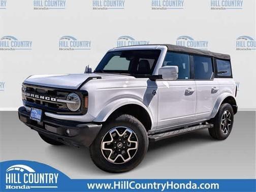 2022 Ford Bronco Outer Banks