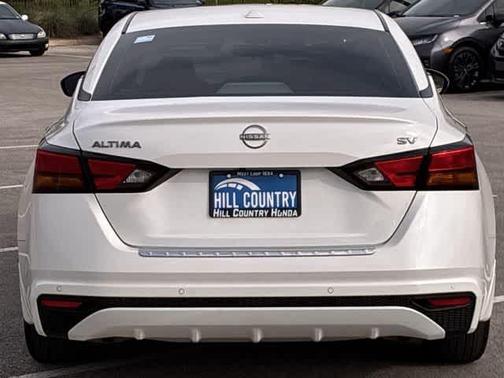 White 2023 Nissan Altima 2.5 SV