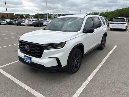 White 2025 Honda Pilot Sport