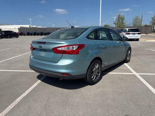 Frosted Glass 2012 Ford Focus SEL