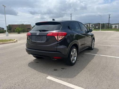 2018 Honda HR-V LX