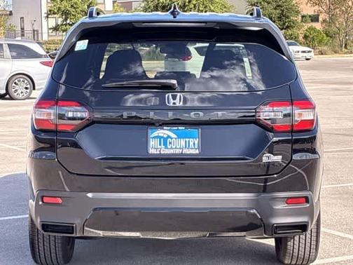 Black 2026 Honda Pilot Sport