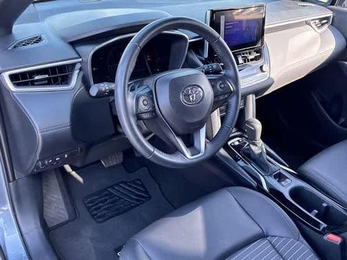 CELESTITE 2024 Toyota Corolla Cross Hybrid XSE