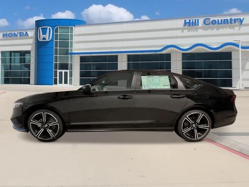 Crystal Black Pearl 2026 Honda Accord Hybrid Sport