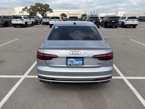 2022 Audi A4 40 Premium