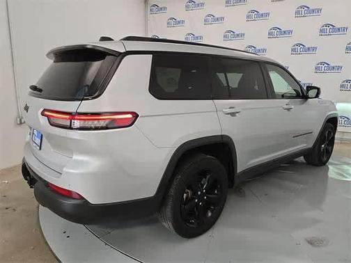 2021 Jeep Grand Cherokee L Laredo