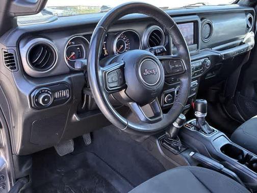 Granite Crystal Clearcoat Metallic 2022 Jeep Wrangler Unlimited Sport