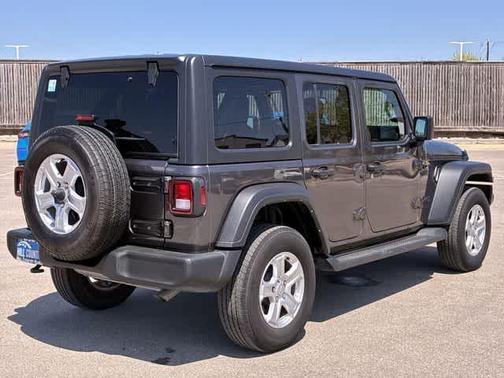 Granite Crystal Clearcoat Metallic 2022 Jeep Wrangler Unlimited Sport