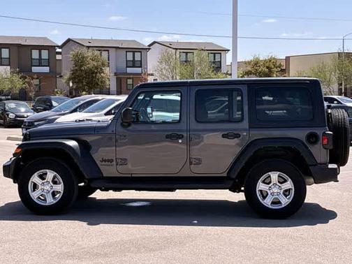 Granite Crystal Clearcoat Metallic 2022 Jeep Wrangler Unlimited Sport
