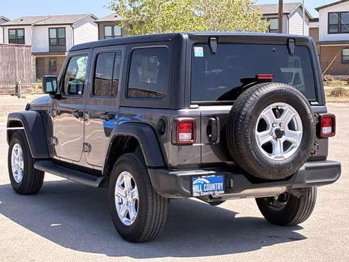 Granite Crystal Clearcoat Metallic 2022 Jeep Wrangler Unlimited Sport