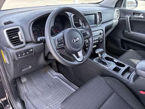 Black Cherry 2018 Kia Sportage LX