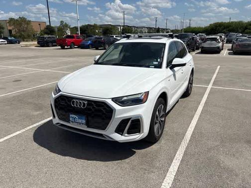 Ibis White 2023 Audi Q5 45 S line Premium Plus