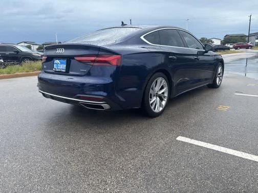 Navarra Blue Metallic 2022 Audi A5 40 Premium