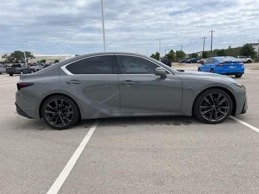 2024 Lexus IS 350 F SPORT Design